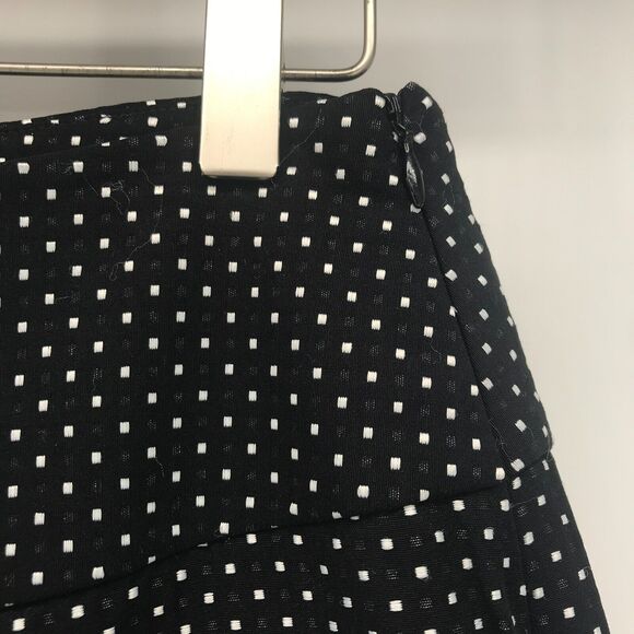 CAbi #5175 Polka Dot Black Trousers Womens 6 Flat Front Skinny Leg Mid Rise - Picture 4 of 13